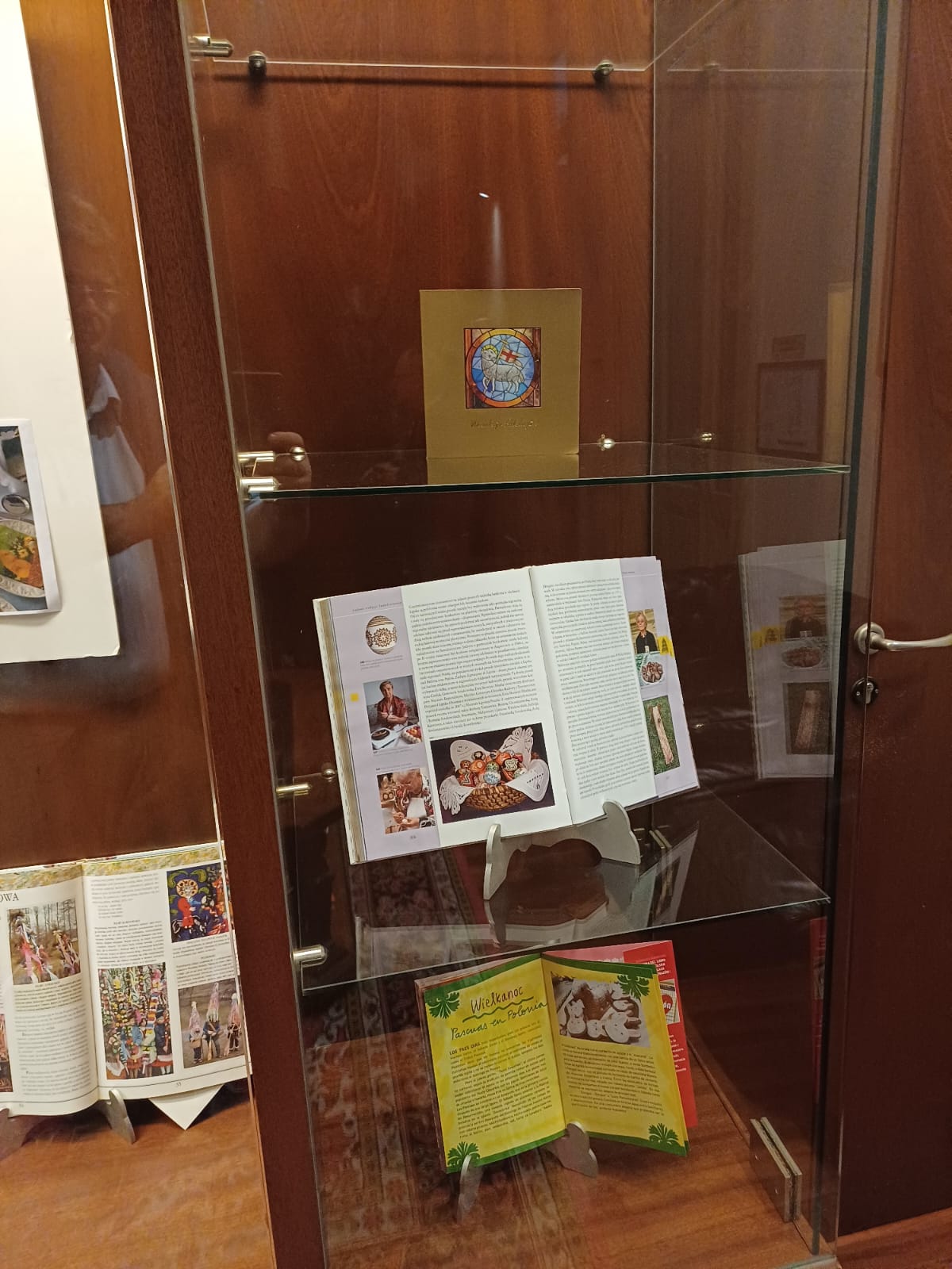 Las vitrinas del Dom Polski: Pisanki